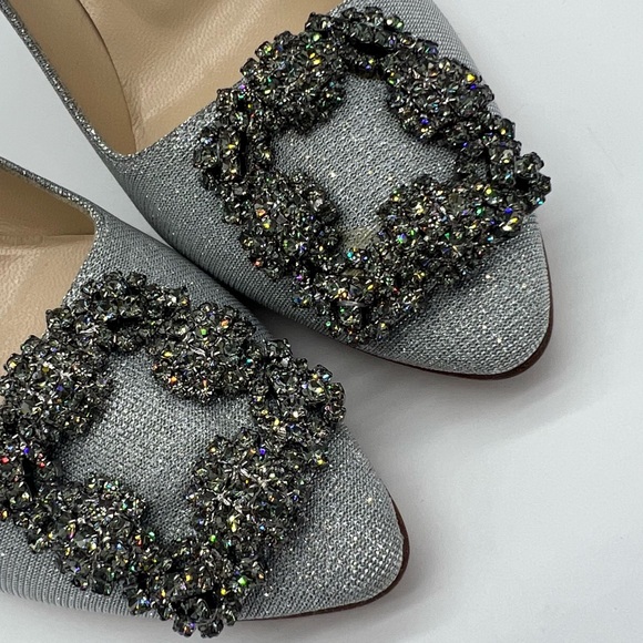 Authentic Manolo Blahnik classic silver Hangisi 70mm - Picture 11 of 15